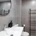 Διαμέρισμα Bright 3br Flat Near Douro With Ac By Lovelystay