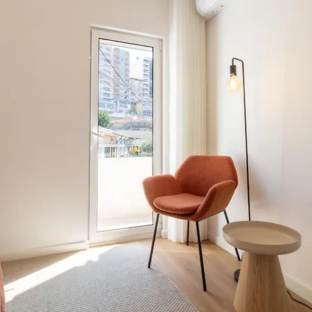 Bright 3br Flat Near Douro With Ac By Lovelystay * ヴィラ・ノヴァ・デ・ガイア
