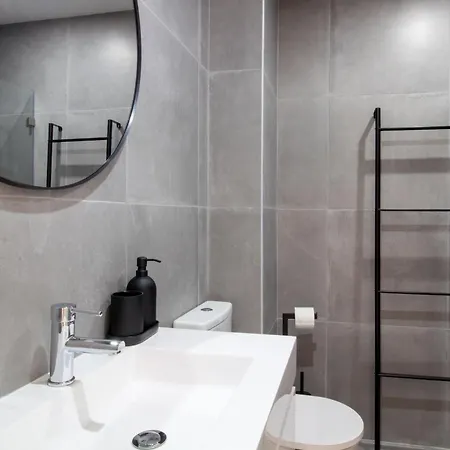 Διαμέρισμα Bright 3br Flat Near Douro With Ac By Lovelystay