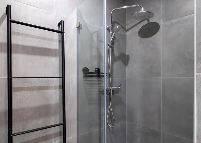 Bright 3br Flat Near Douro With Ac By Lovelystay 公寓 加亚新城