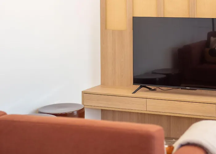 Bright 3br Flat Near Douro With Ac By Lovelystay * 加亚新城