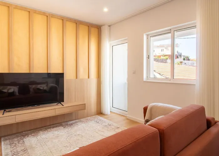 Bright 3br Flat Near Douro With Ac By Lovelystay *