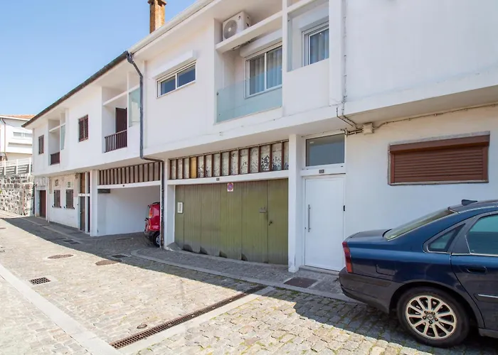 Bright 3br Flat Near Douro With Ac By Lovelystay * 加亚新城